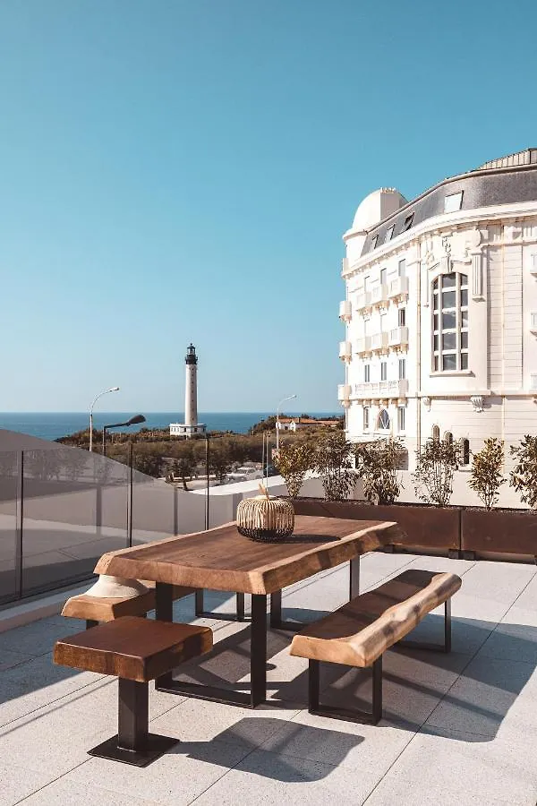 Le Garage Biarritz Hotel 4*,